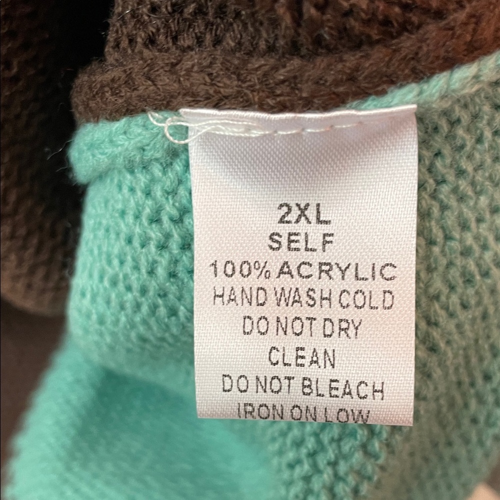 DAVI & DANI V-Neck Sweater in Teal and Brown - Picture 6 of 8